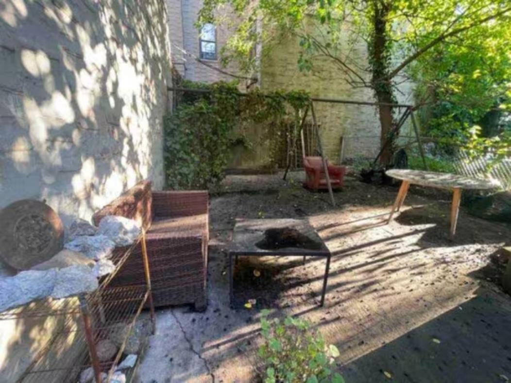 Spacious Room For 4 People In Williamsburg ! New York Exterior photo